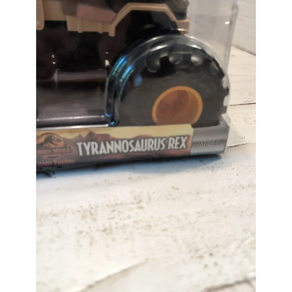 Hot Wheels Jurassic Dino Diecast Monster Truck - 1:24 Scale